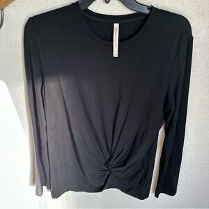Aritzia Babaton Adam long sleeve twist front top